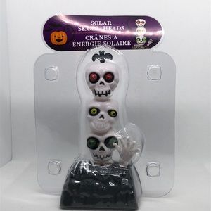 💀 🎃 Solar Scull Heads Halloween 💀 NWT Halloween Decor 🎃💀 4”